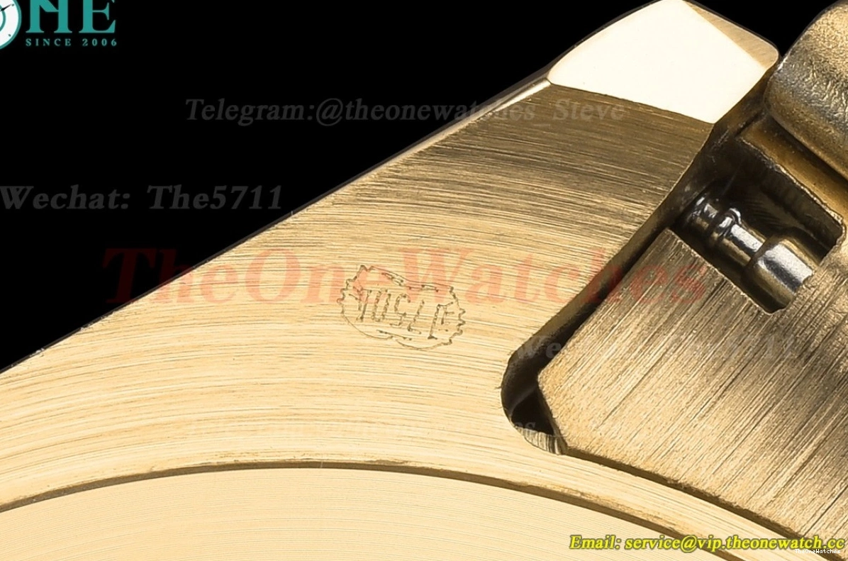 GDF A3836 Daytona 40mm Black Gold YG YG 0129